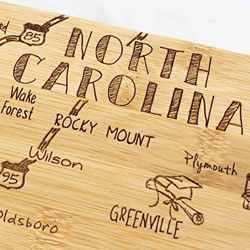 Напълно Бамбук Сервировочная и дъска за Рязане Destination North Carolina State формата на сърце, Включва